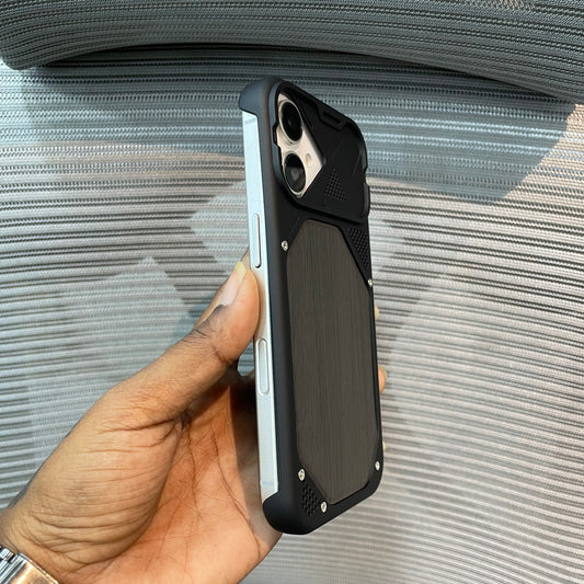 WoodFrame Slim iPhone 17 Case