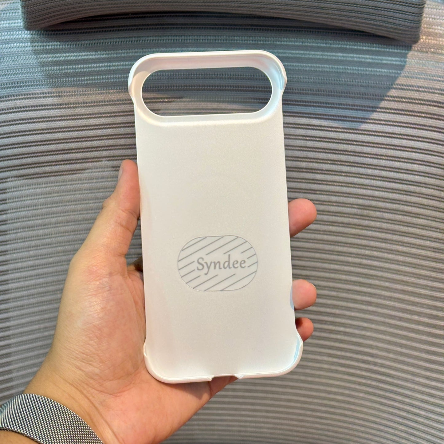 Axis Stand MagSafe iPhone 16 Series Case