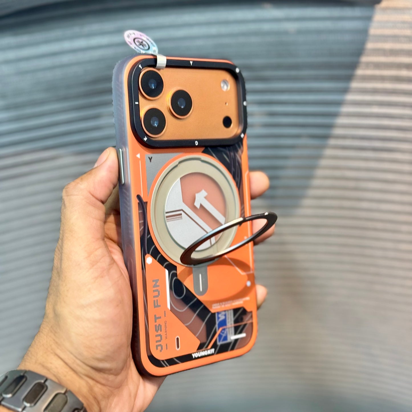 Starship MagSafe Stand iPhone 17 Pro Case