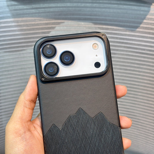 Foiluxe Leather Gloss iPhone 17 Case