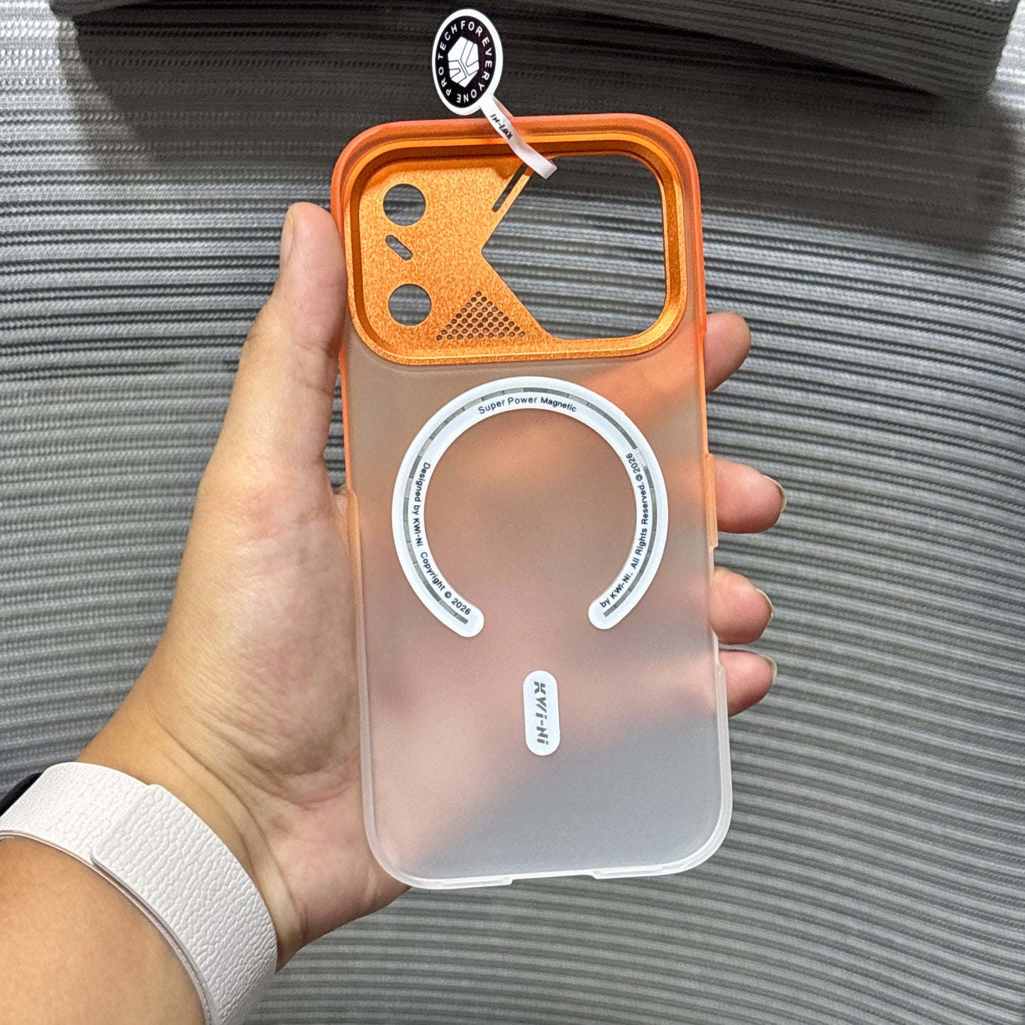 FrostVent MagSafe iPhone 17 Pro Max Case