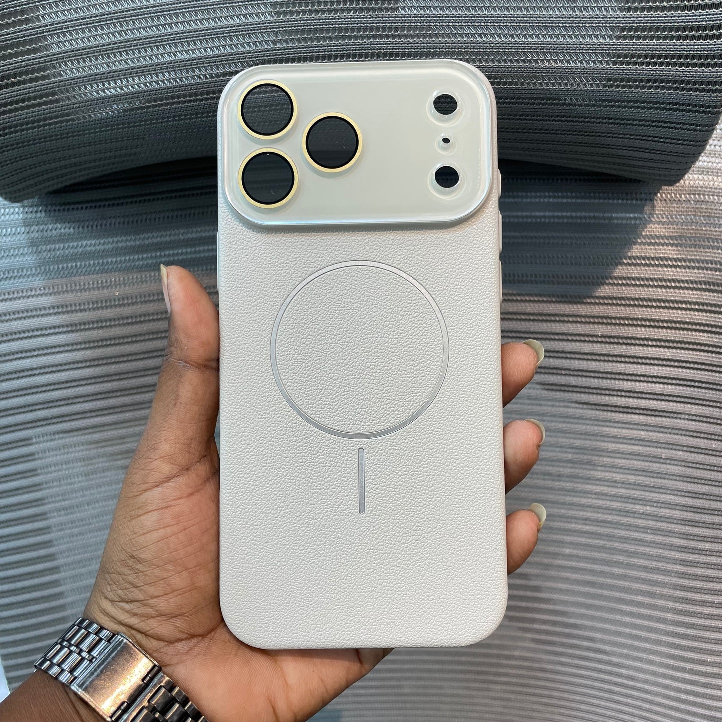 GrainVent MagSafe iPhone 17 Pro Case