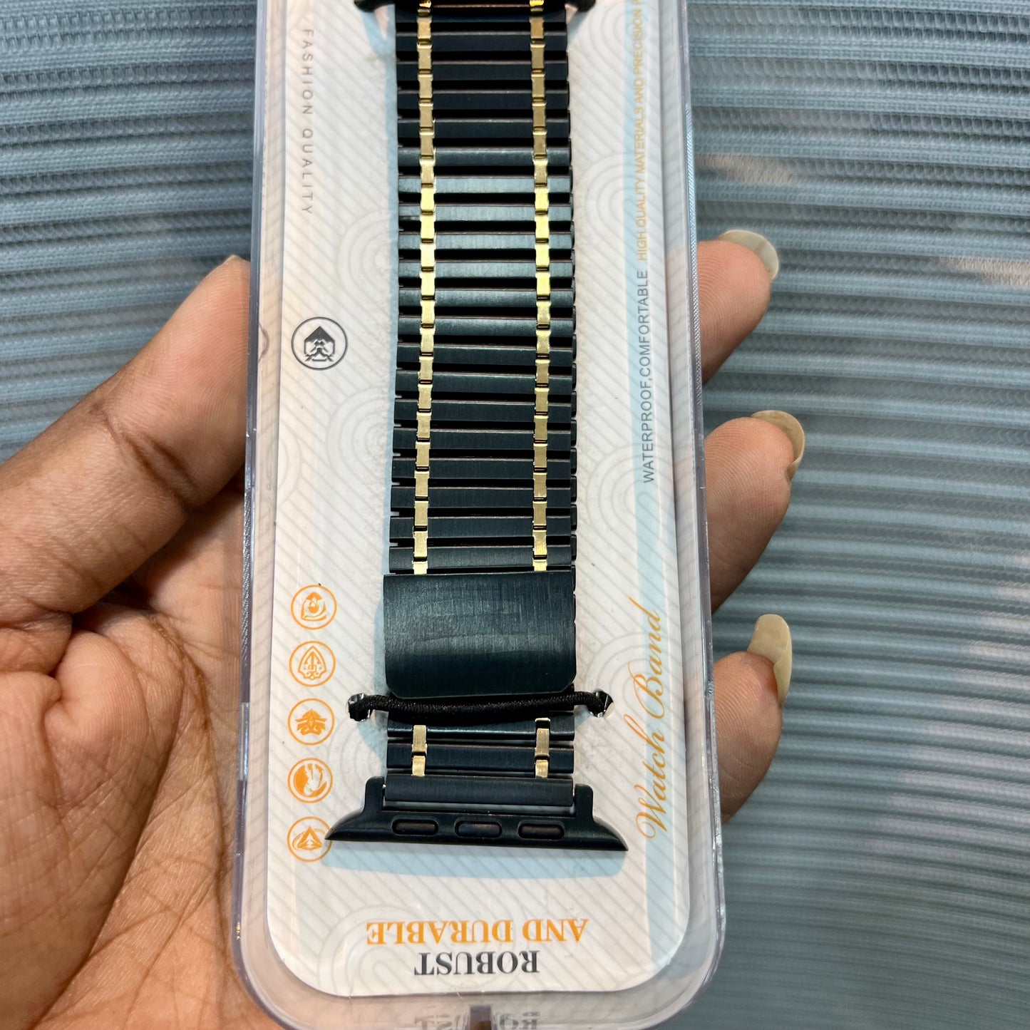 Magnetic Wave Metal Band iWatch Strap