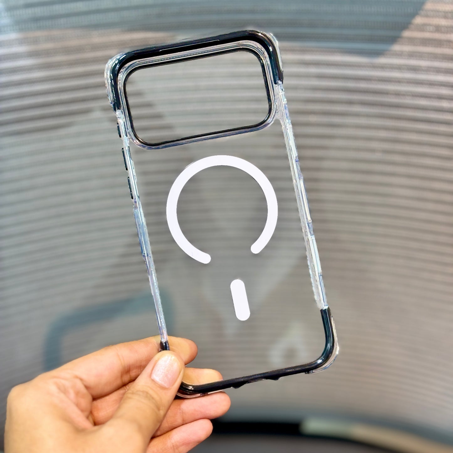 CrystalDefend MagSafe iPhone 17 Pro Case