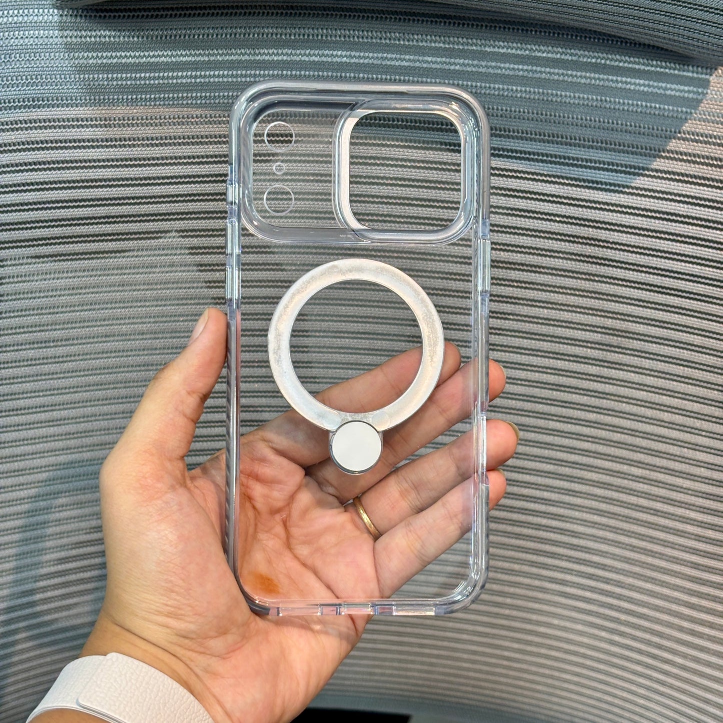 CrystalStand MagSafe iPhone 17 Pro Case