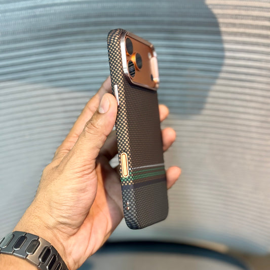 FibreLux Brown MagSafe iPhone 17 Pro Case