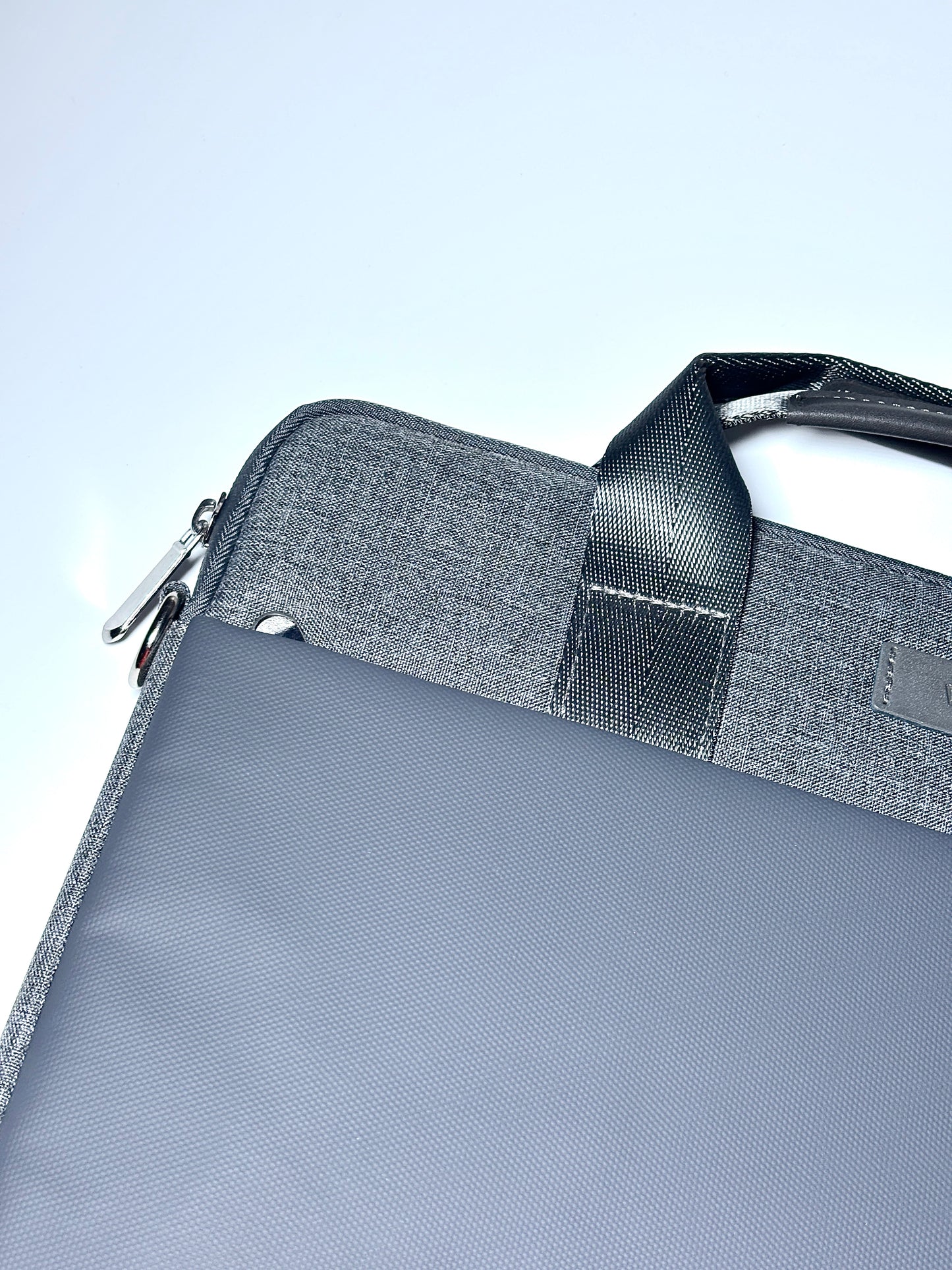 Ash Minimal Laptop Bag