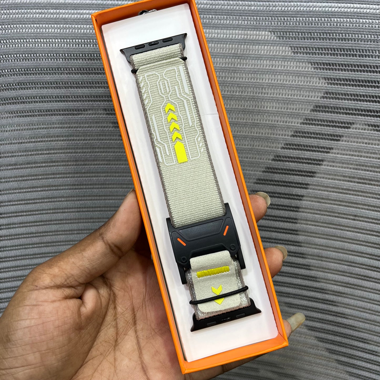 Woven Magnetic Lock Sport iWatch Strap