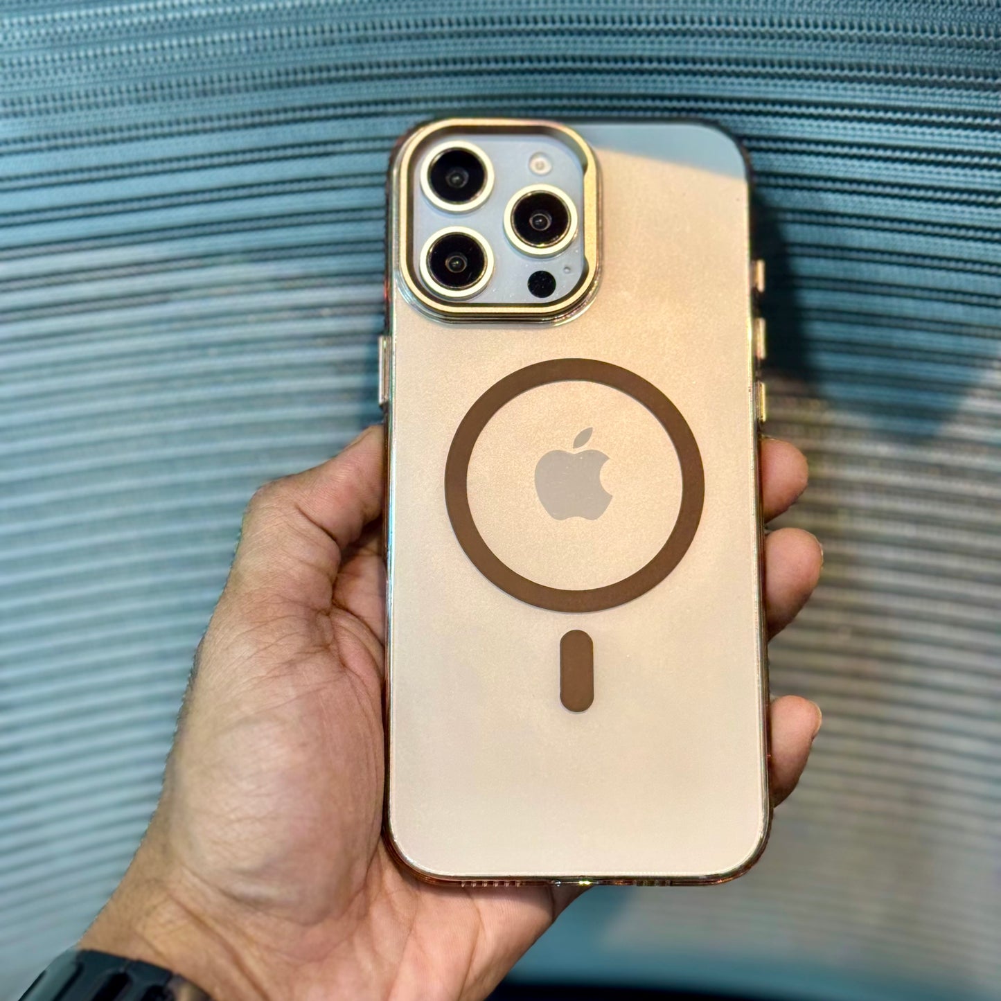 TintéShield MagSafe iPhone 16 Pro Case