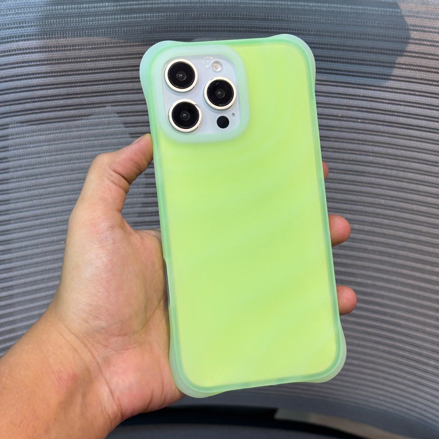WaveLuxe iPhone 16 Series Case