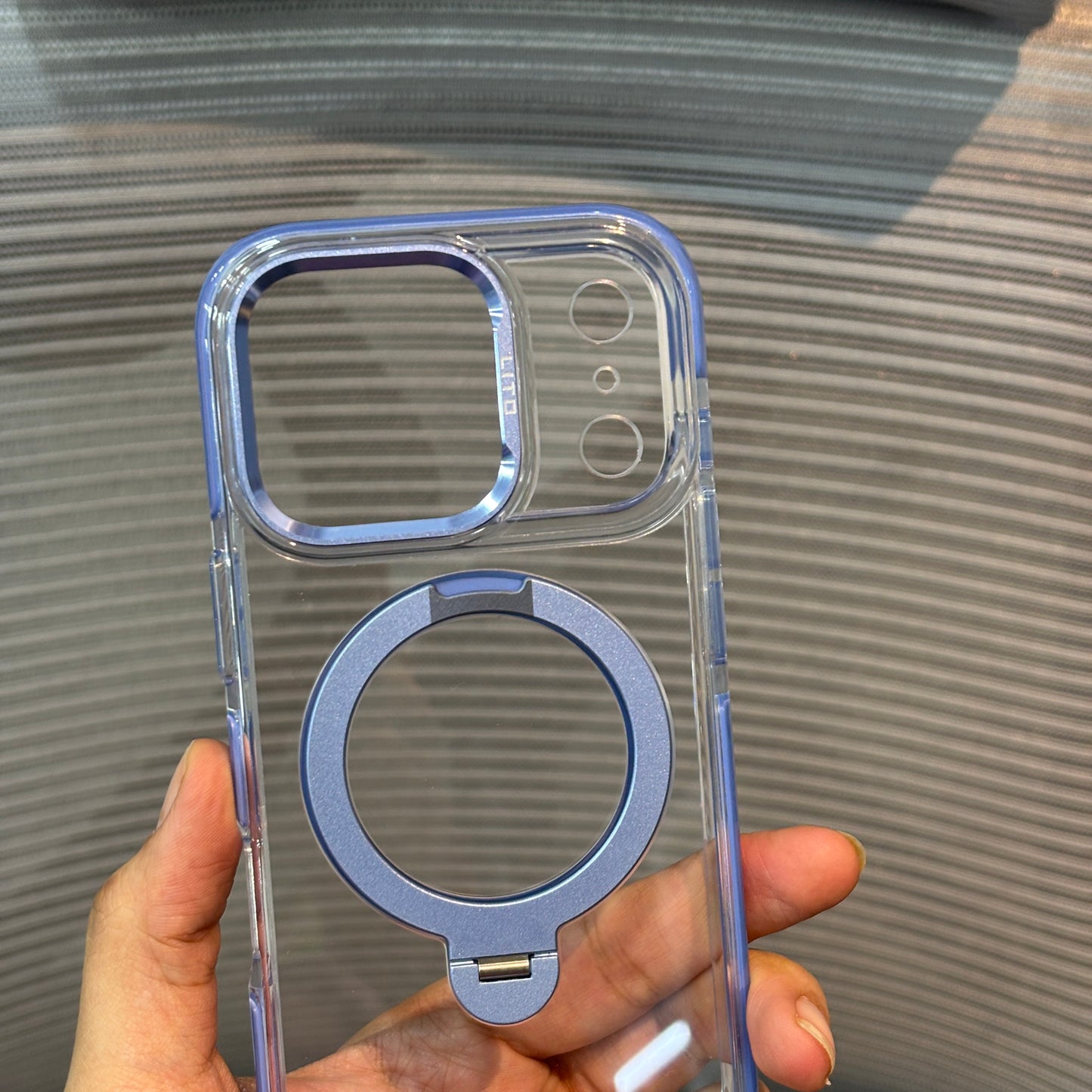 CrystalStand MagSafe iPhone 17 Pro Case