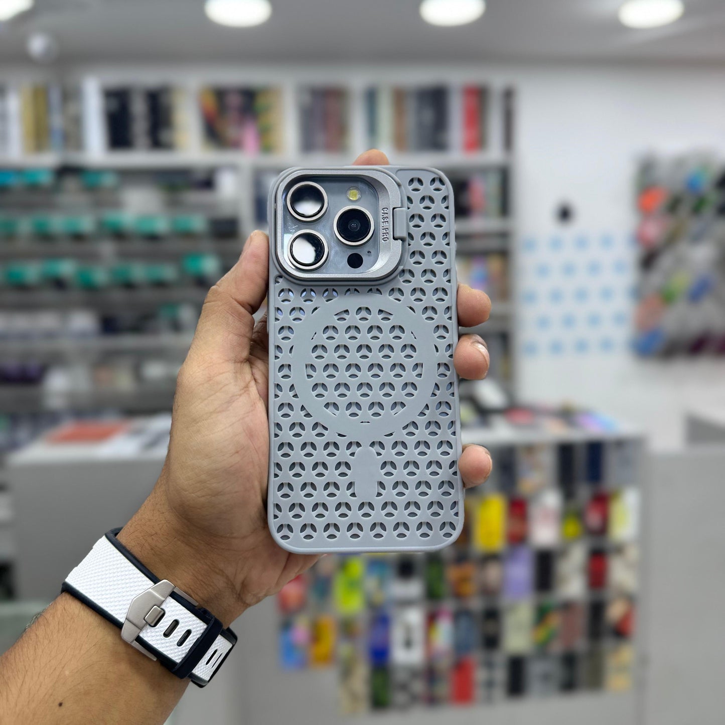 Magsafe Mesh Silicone Case with Stand for iPhone