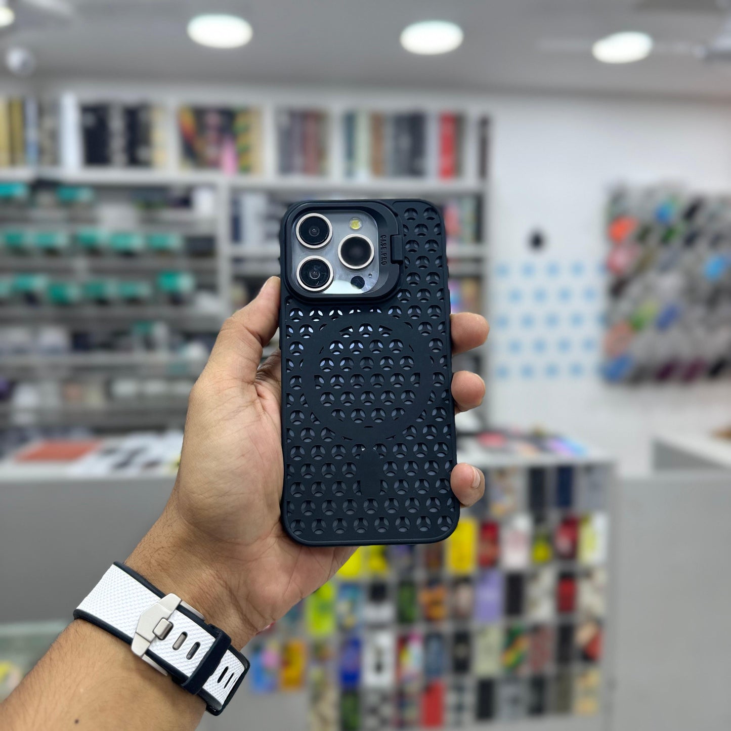 Magsafe Mesh Silicone Case with Stand for iPhone