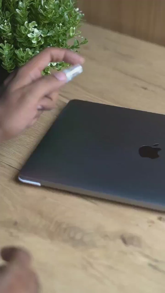 Textured Hard Protective Laptop Case for MacBook