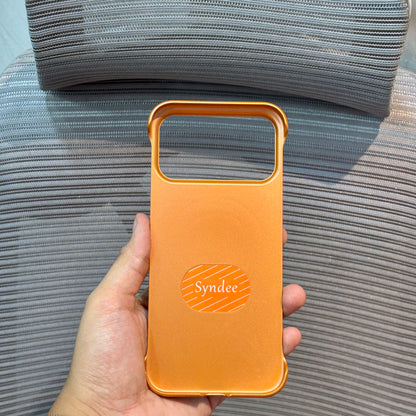 Axis Stand MagSafe iPhone 15 Series Case