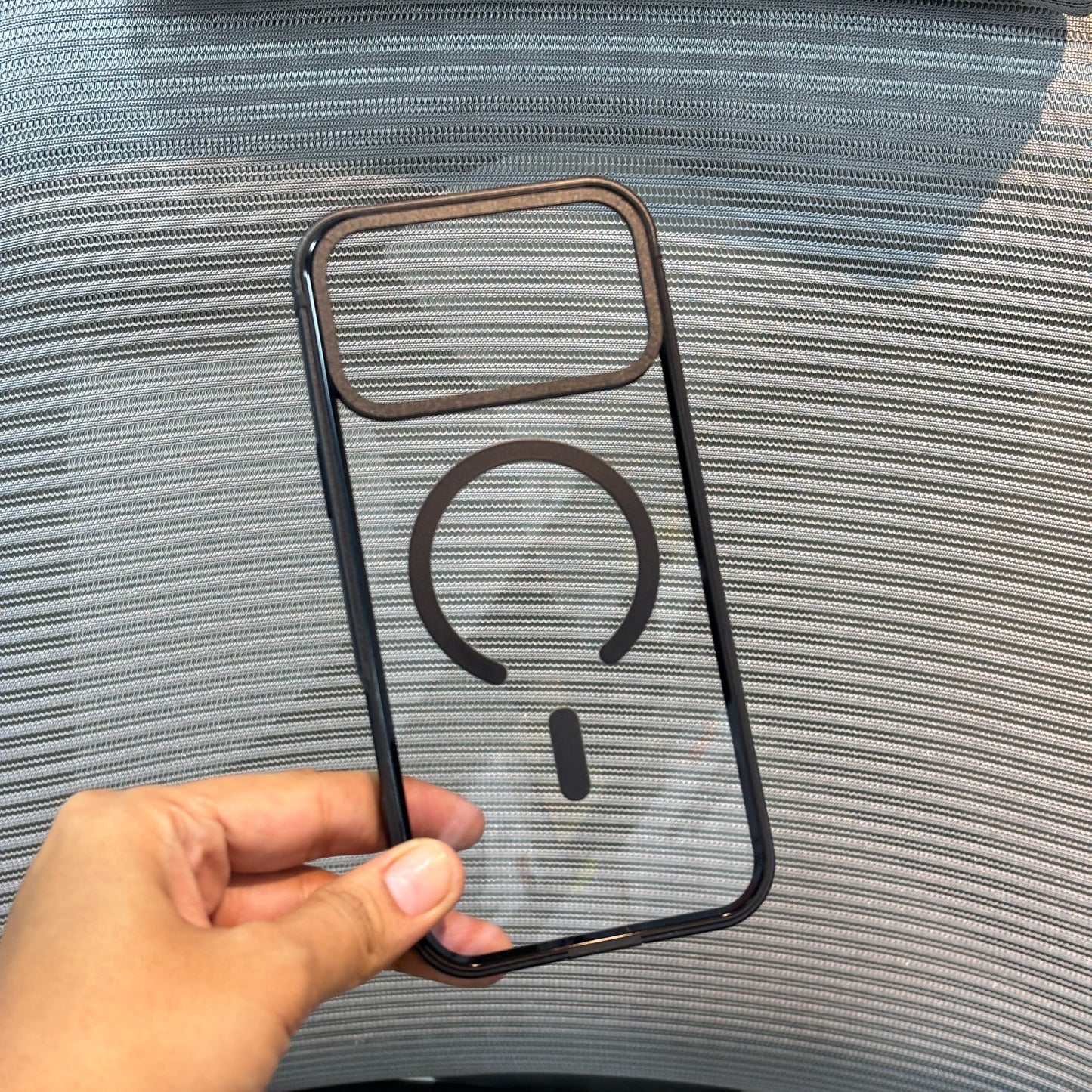 LumiFrame MagSafe iPhone 17 Case