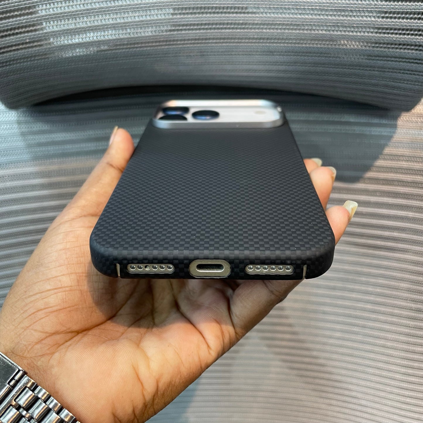 CarbonVeil MagSafe iPhone 17 Pro Case