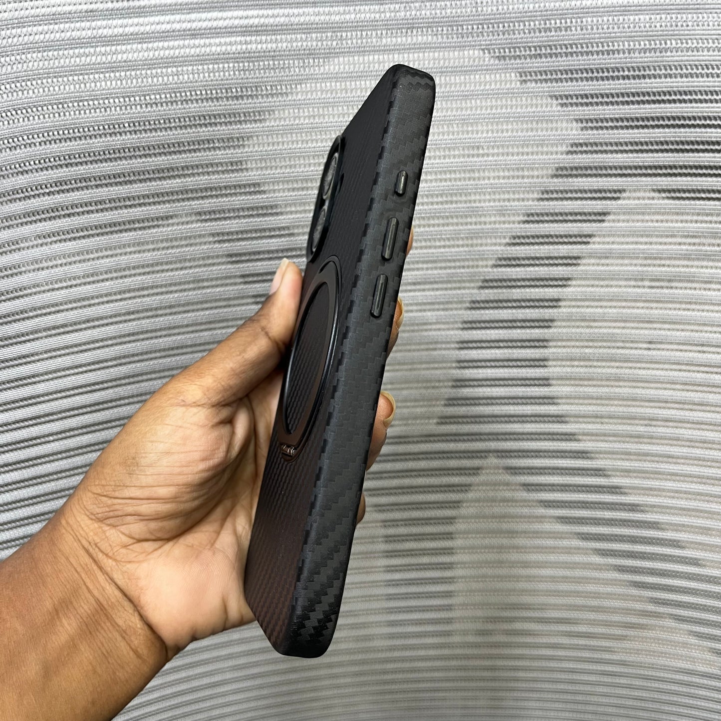 Carbon FlexMag Stand iPhone 17 Case