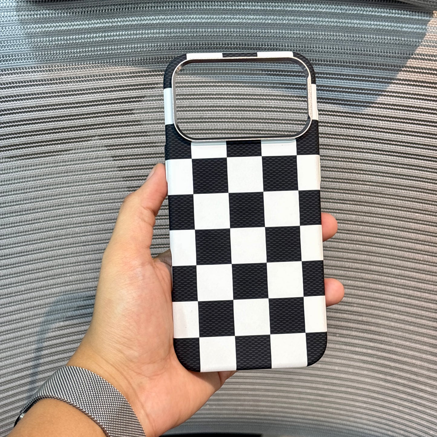 Carbonique MagSafe iPhone 17 Case