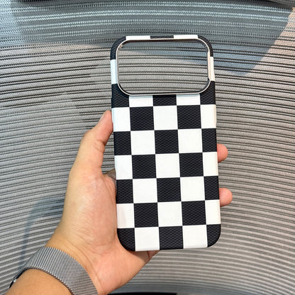 Carbonique MagSafe iPhone 17 Case