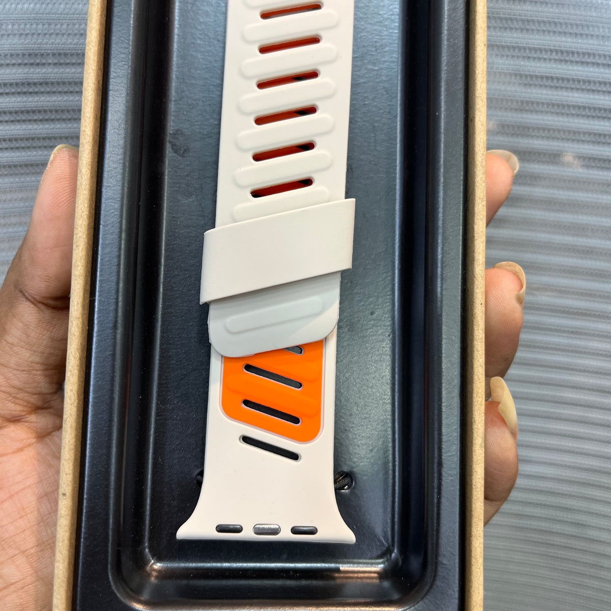 PressLock Silicone iWatch Strap