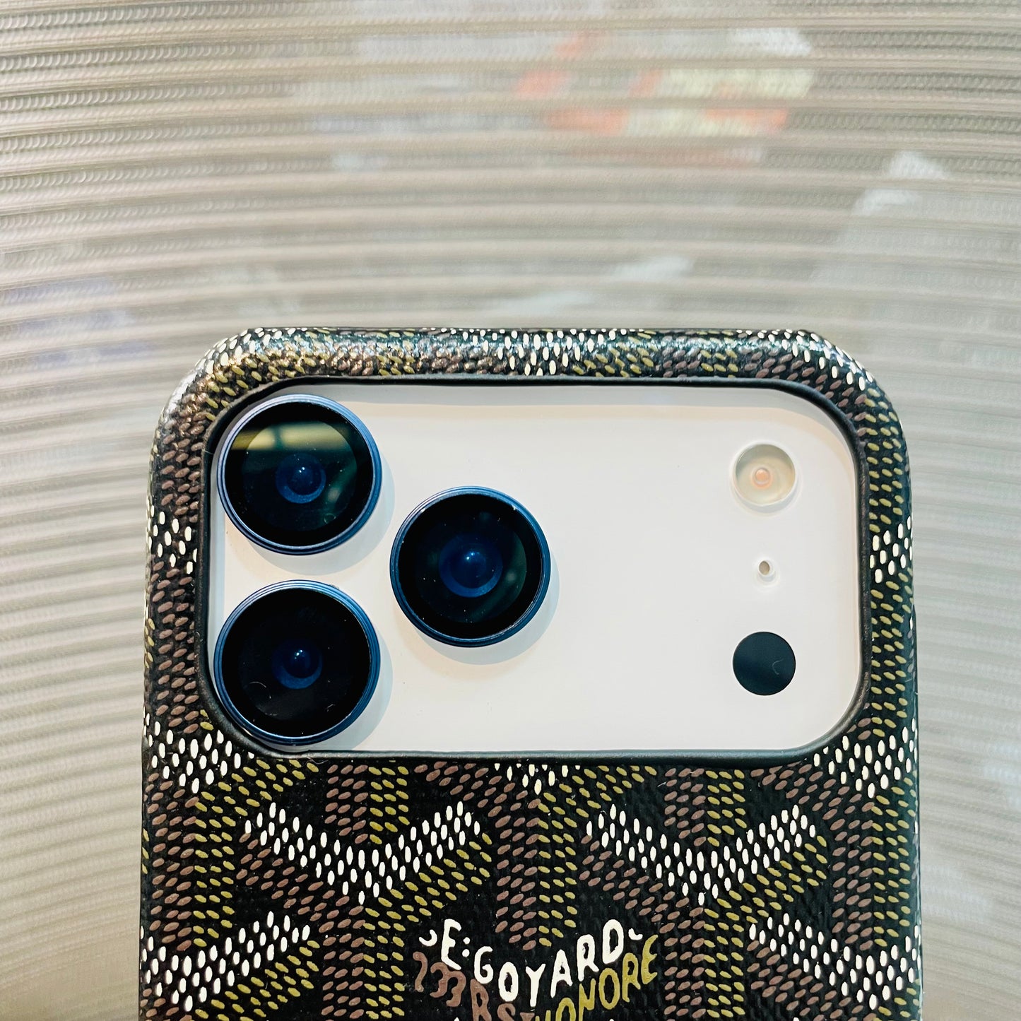 Luxe Printed Inner Fur iPhone 17 Pro Case