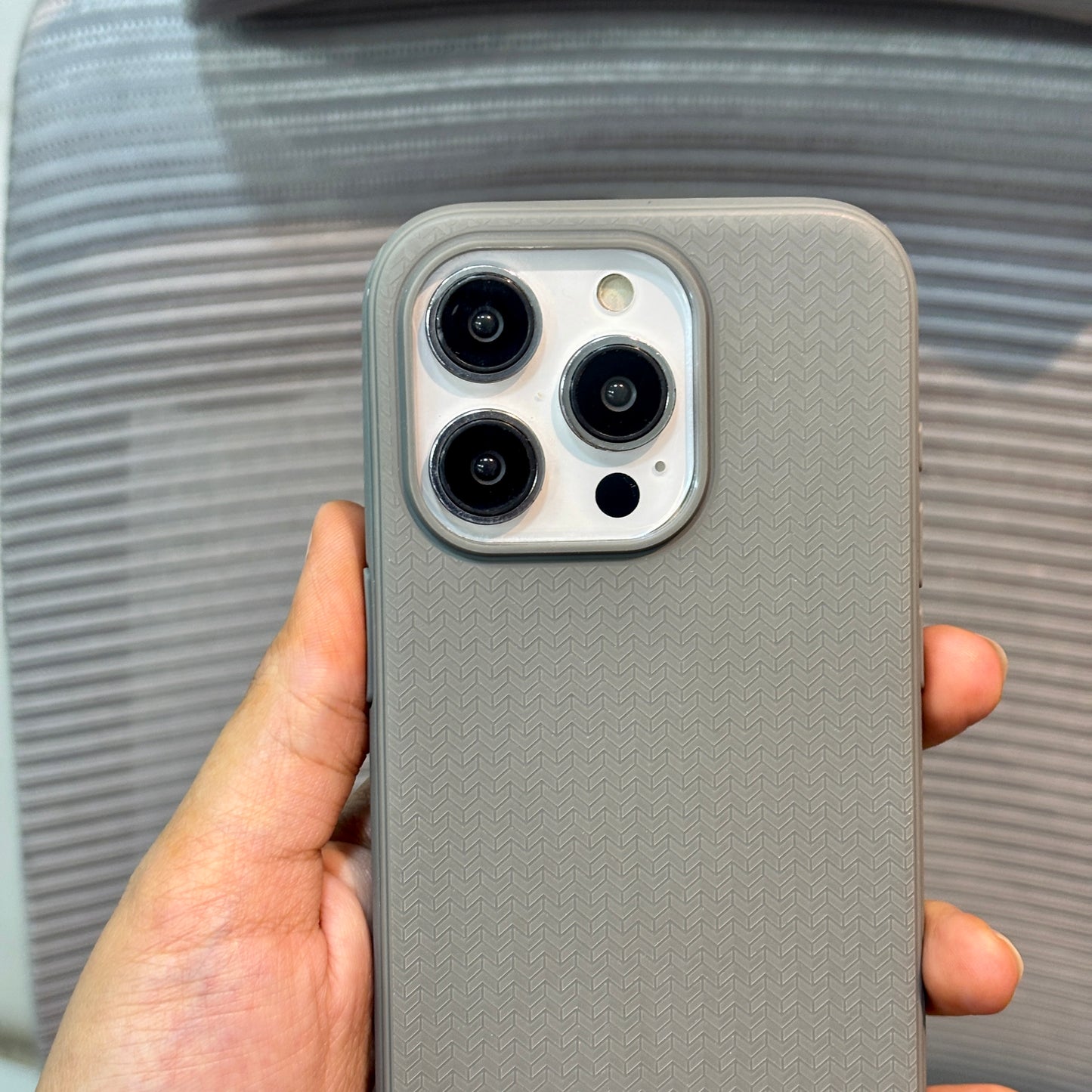 ChevronGrip MagSafe iPhone Case