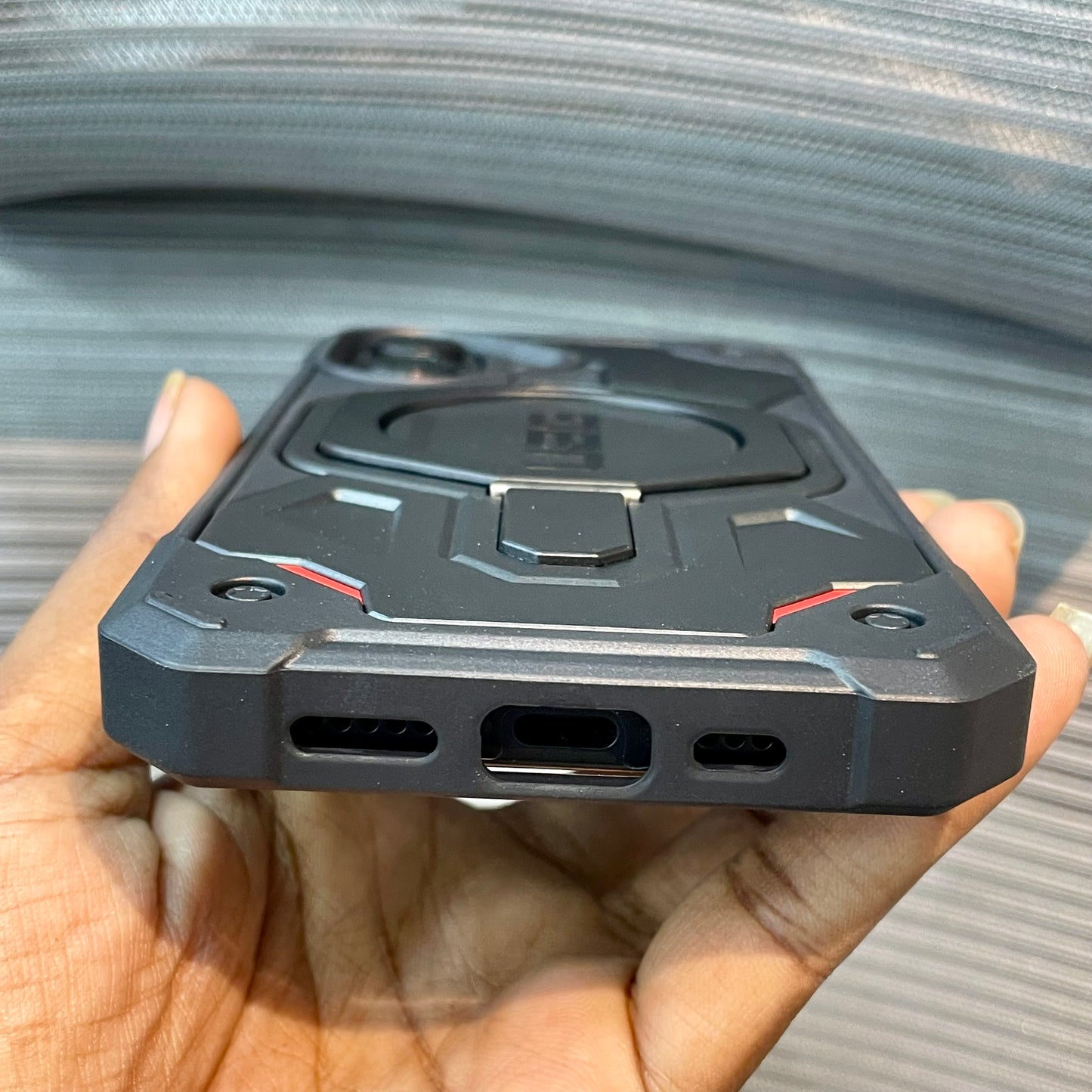 StandCore MagSafe iPhone 16 Series Case