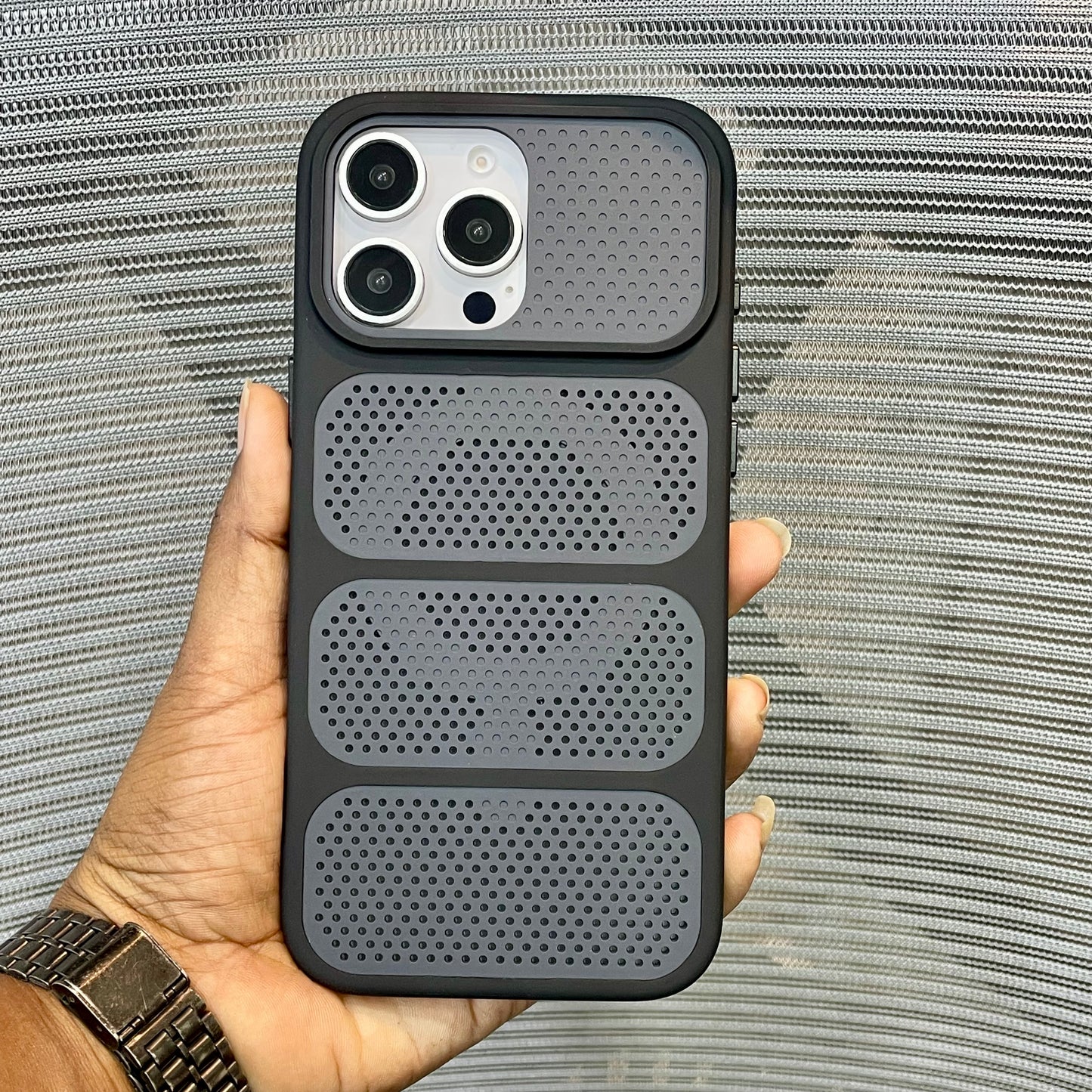 FusionDissipation MagSafe iPhone 15 Pro Case