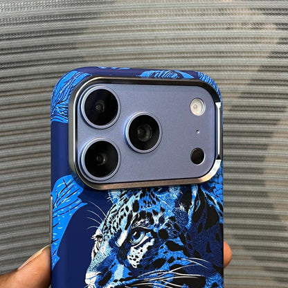 Premium Wildlife Carbon Fiber MagSafe iPhone Case
