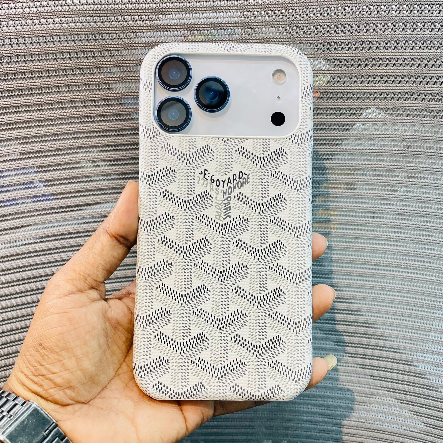 Luxe Printed Inner Fur iPhone 17 Pro Case