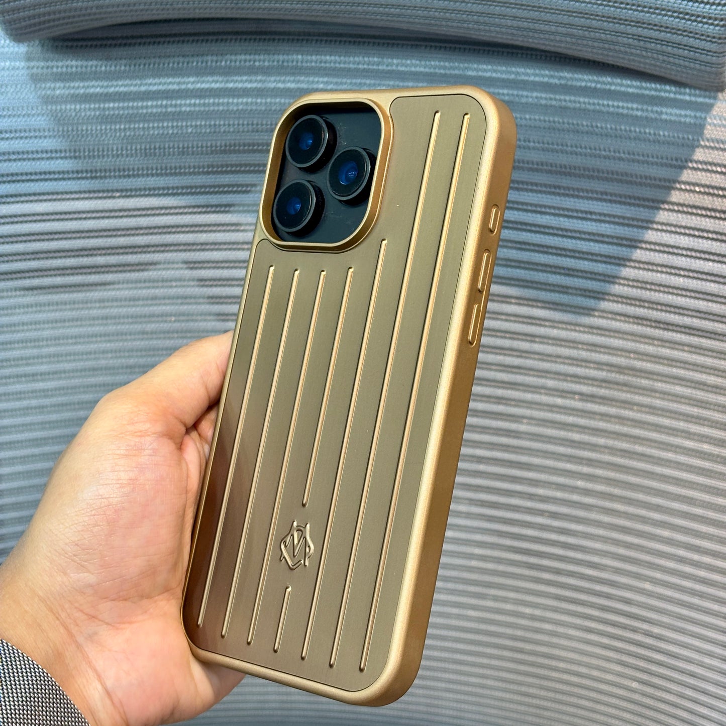 GrooveShield Aluminium iPhone 16 Pro Case