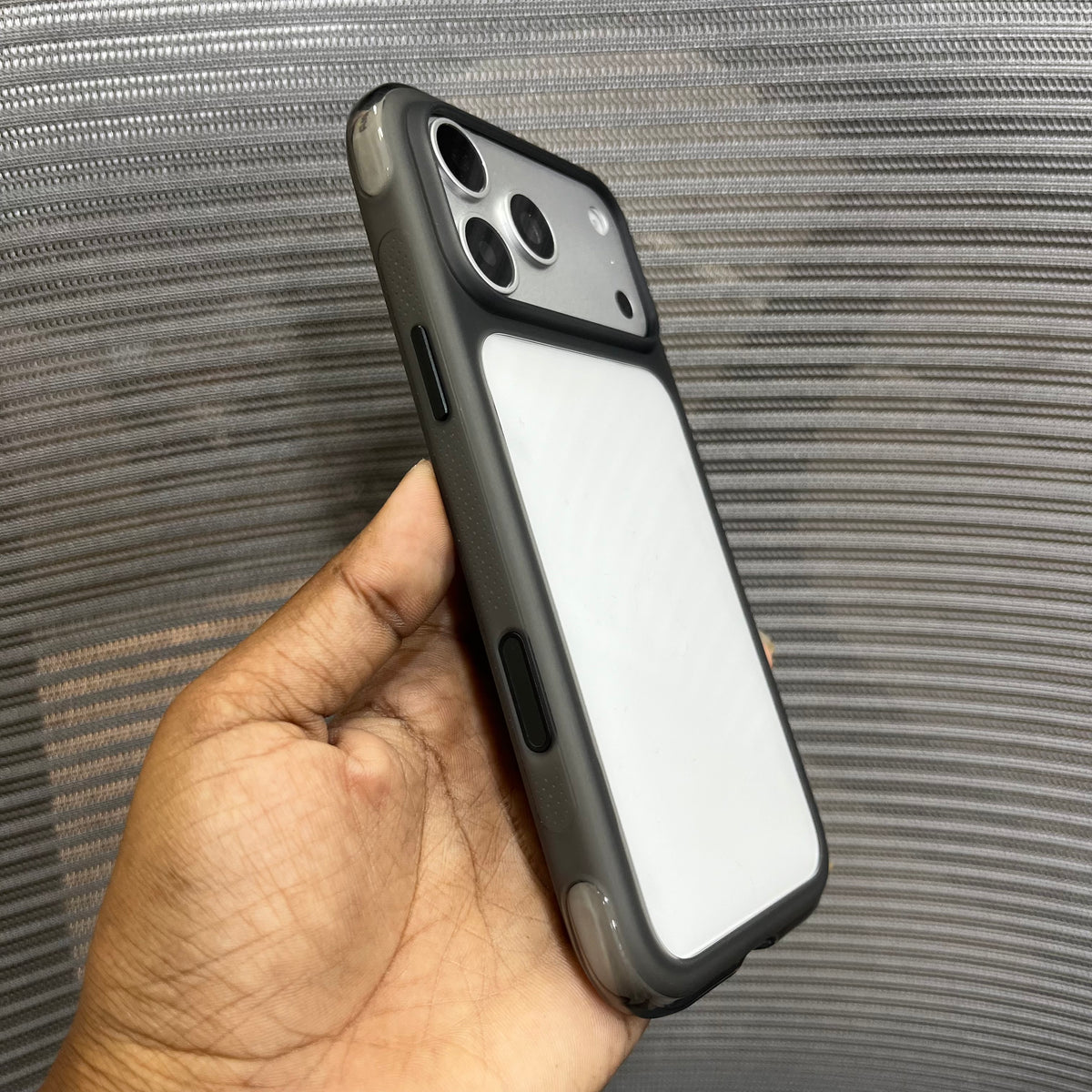 Transparent Silicone Side Border iPhone 17 Pro /18 Pro Case