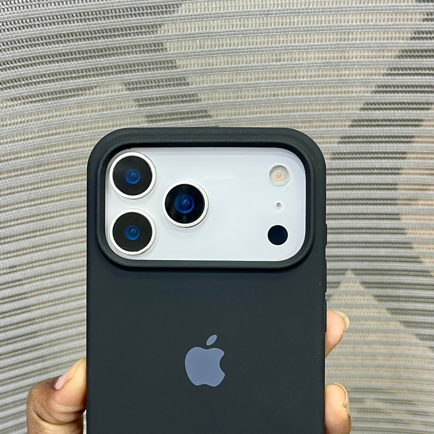 Silicone Logo MagSafe iPhone 17 Pro Case
