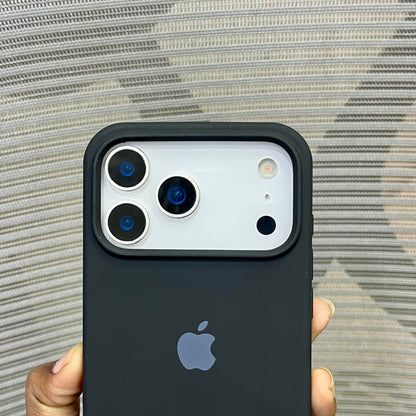 Silicone Logo MagSafe iPhone 17 Pro Case