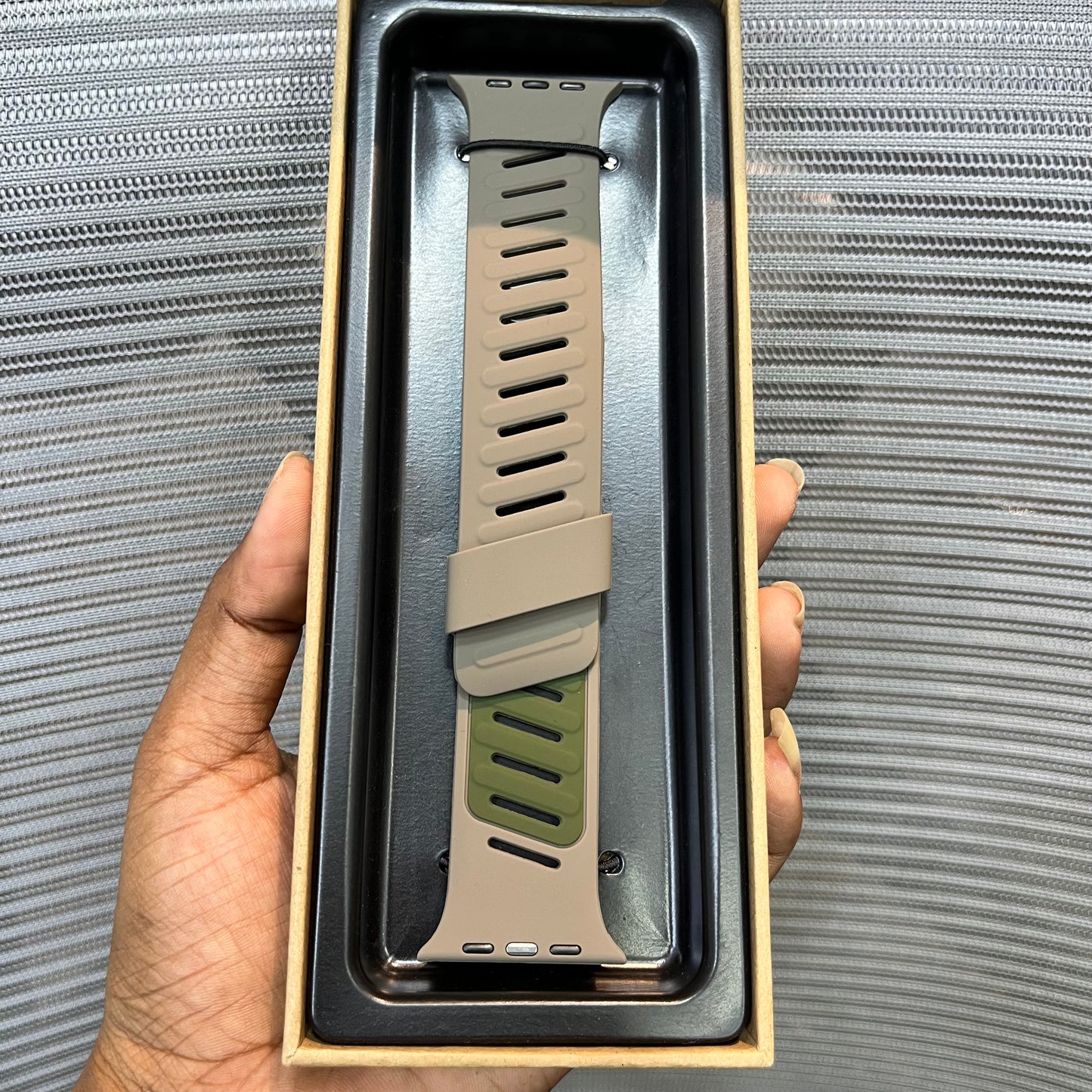 PressLock Silicone iWatch Strap