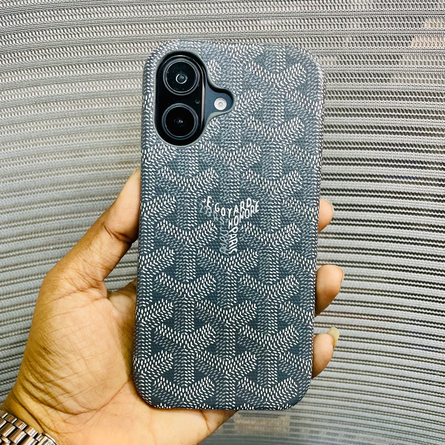 Luxe Printed Inner Fur iPhone 17 Case