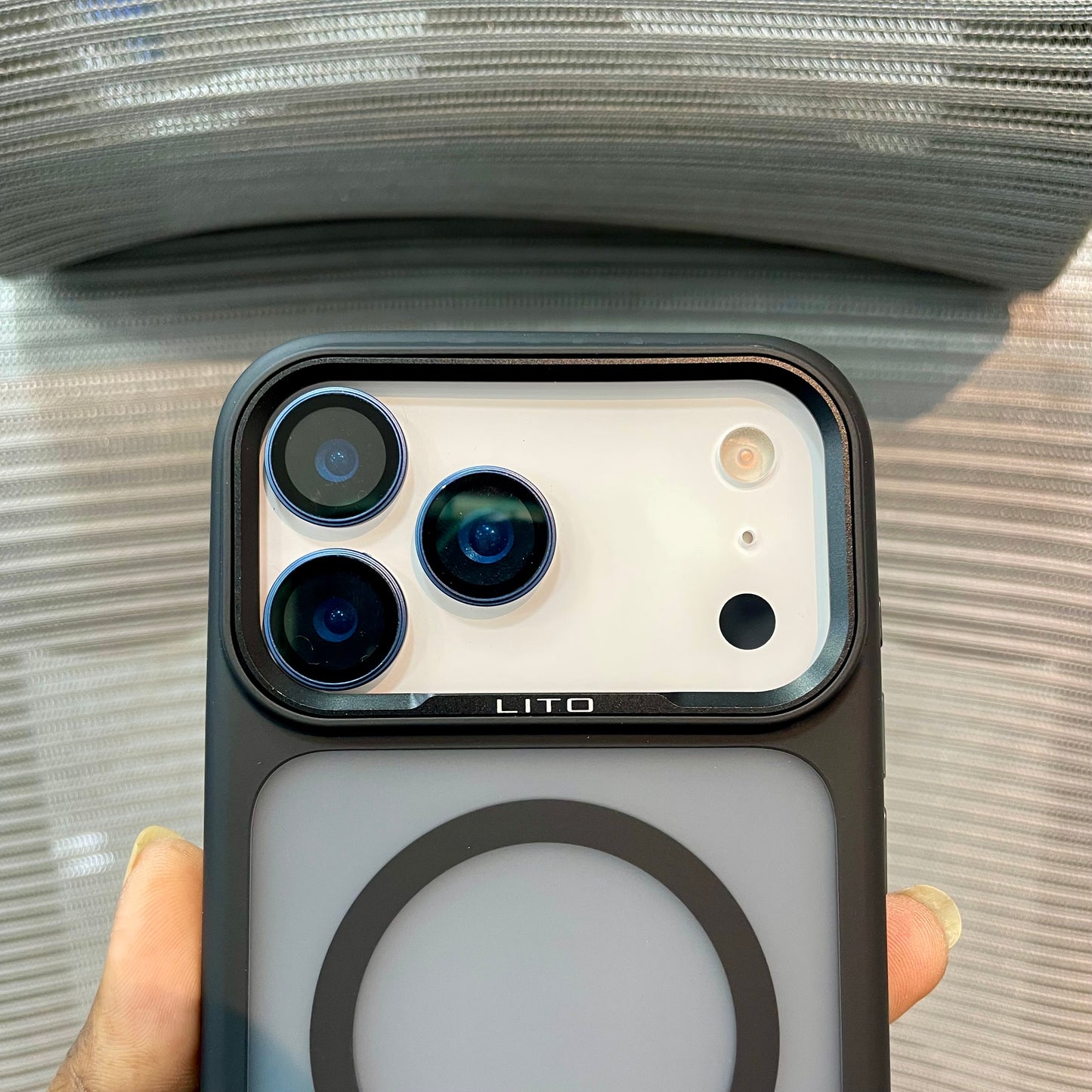 EdgeTint MagSafe iPhone 17 Pro Max Case