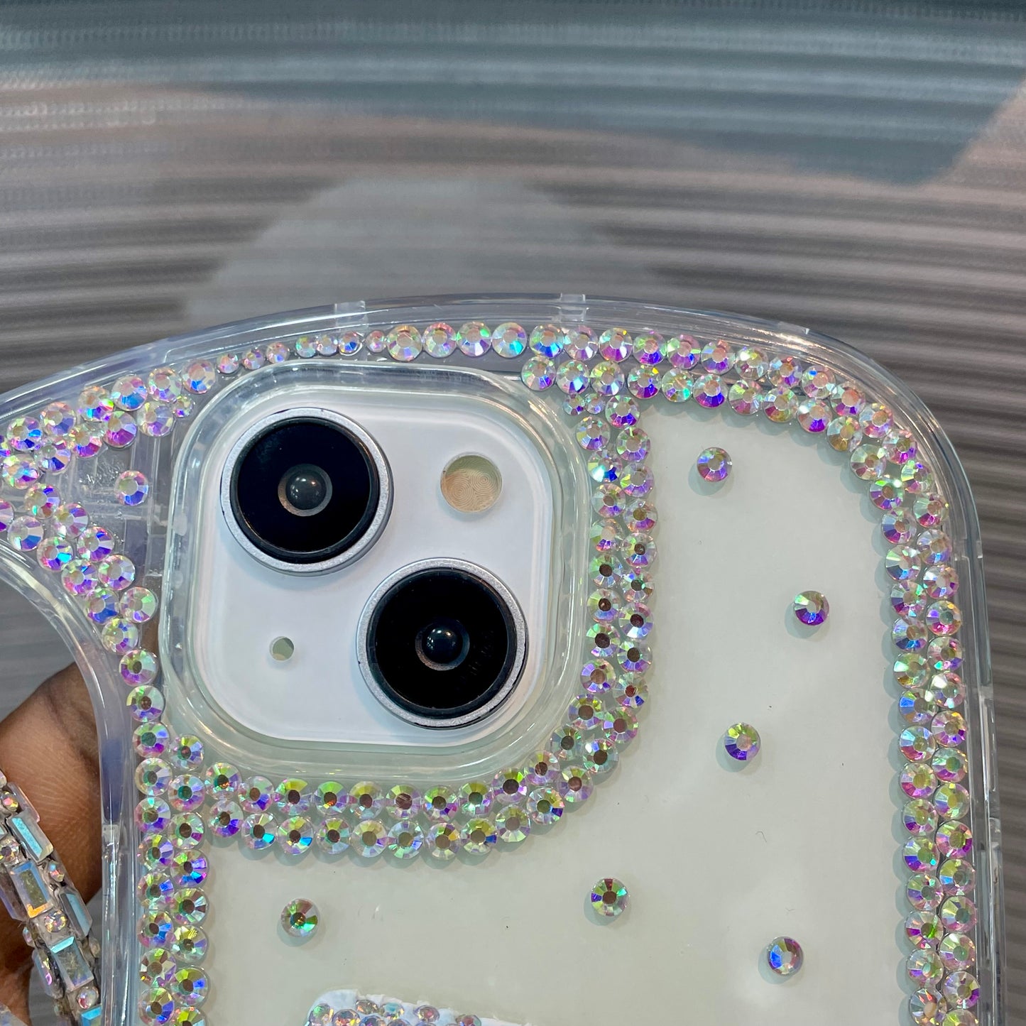 BowLuxe Stone Sling iPhone 15 Series Case