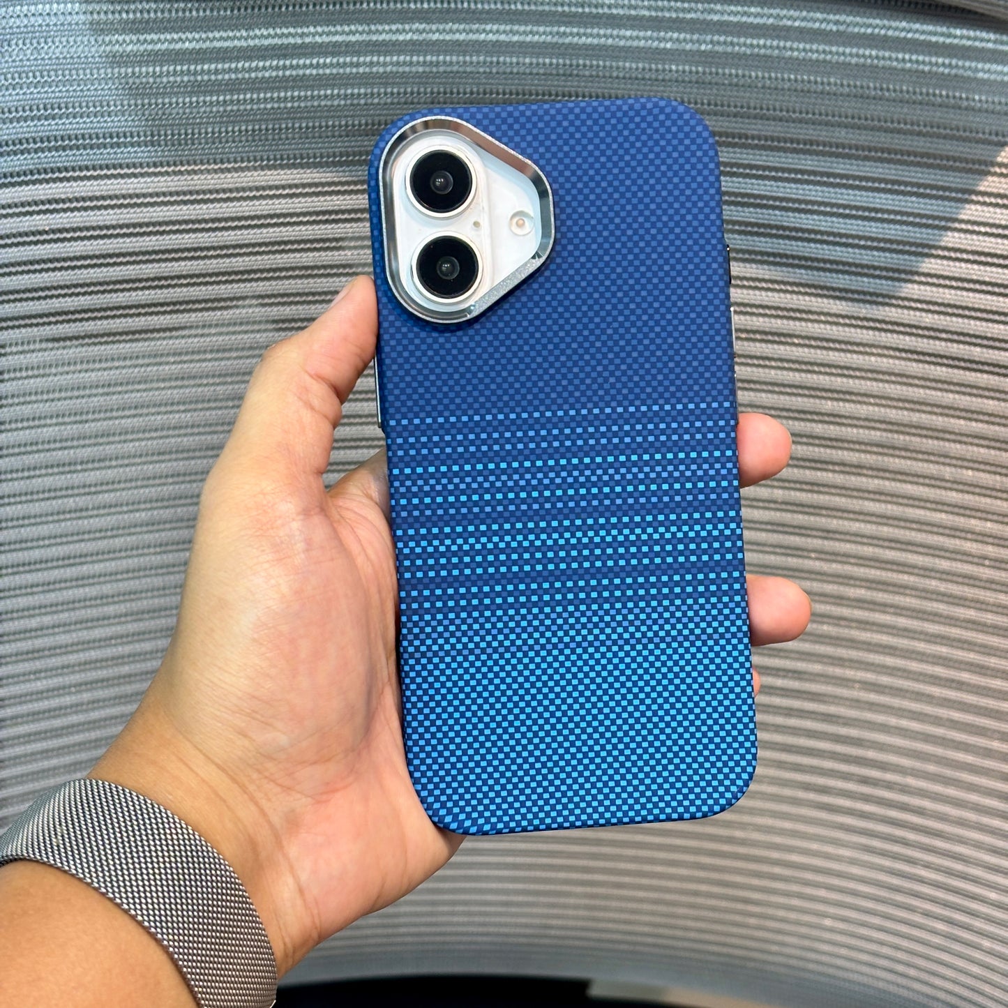 Carbonique MagSafe iPhone 17 Case