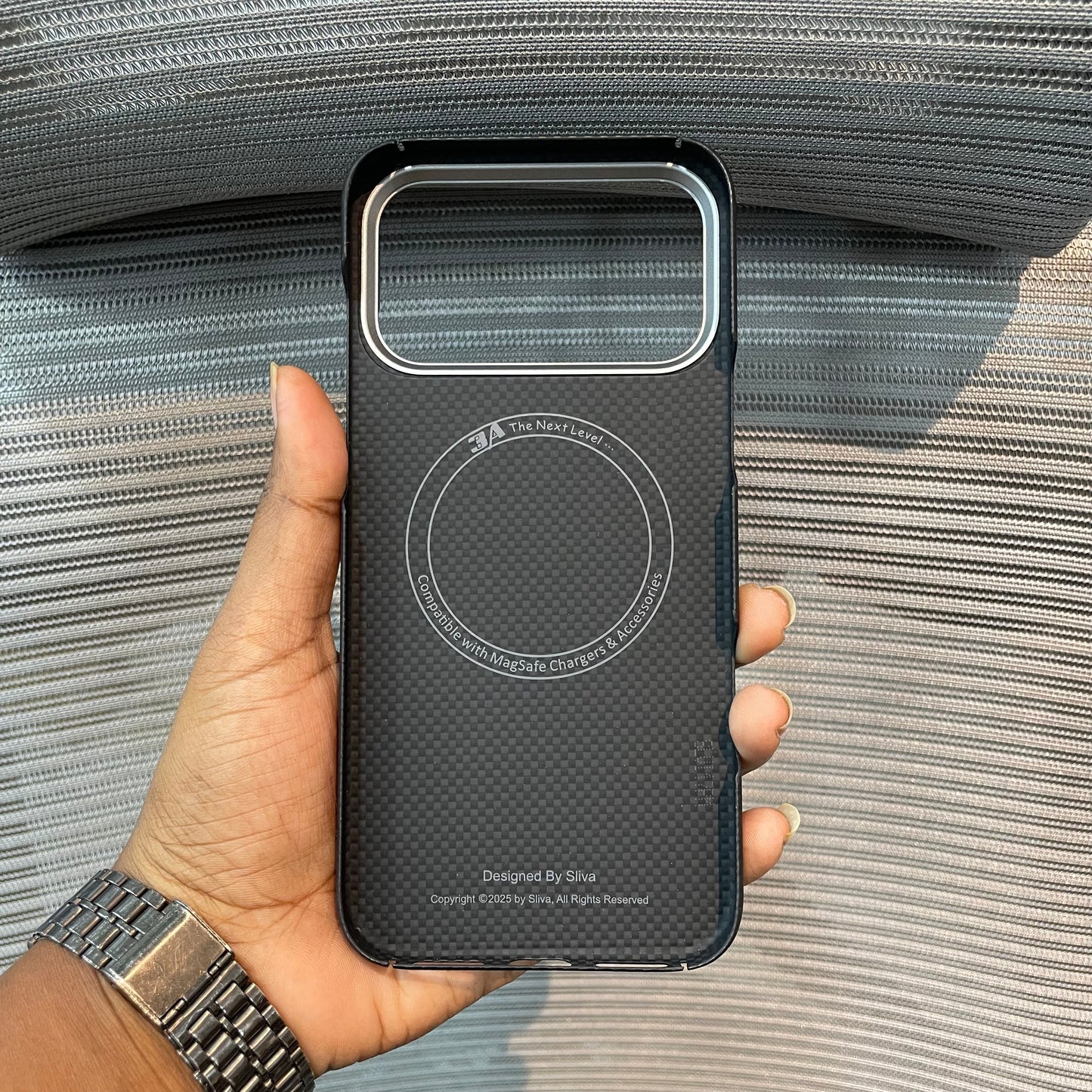 CarbonVeil MagSafe iPhone 17 Pro Case
