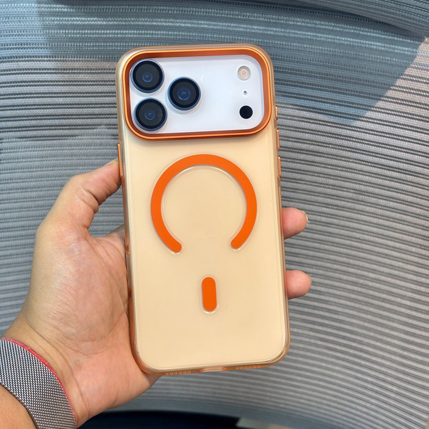 MatGuard MagSafe iPhone 17 Pro Max Case