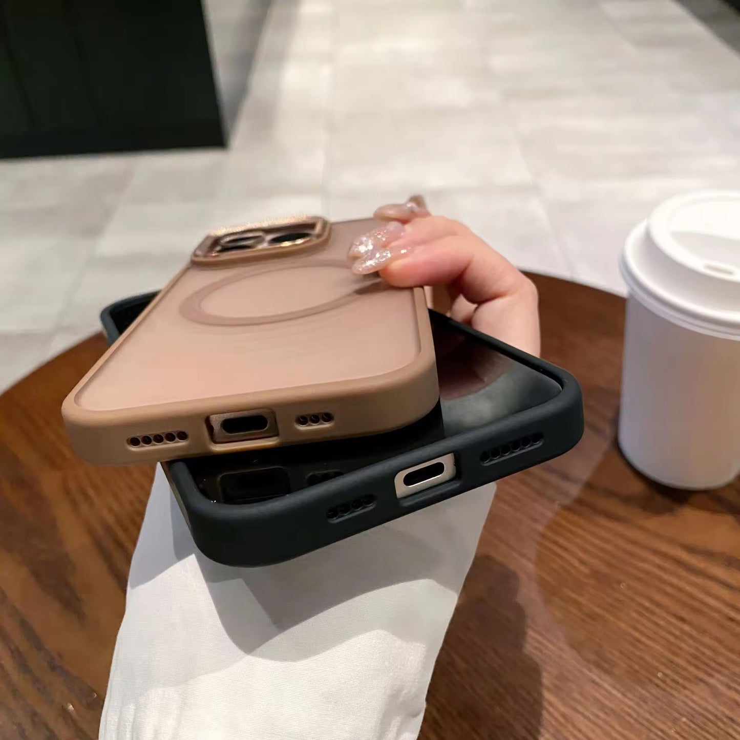 MagSafe Hard Case for iPhone with Embossed Spiral