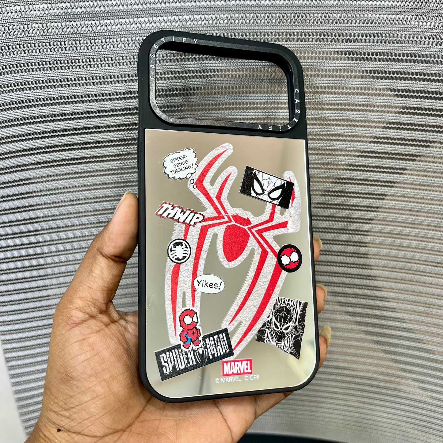 Red Spider Mirror Print iPhone 17 Pro Case