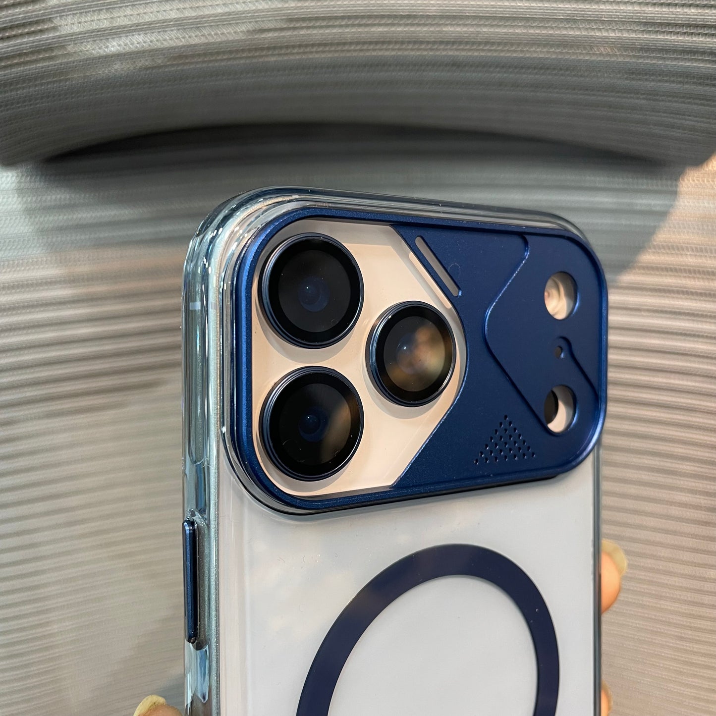 OmbraShield MagSafe iPhone  17 Pro Case