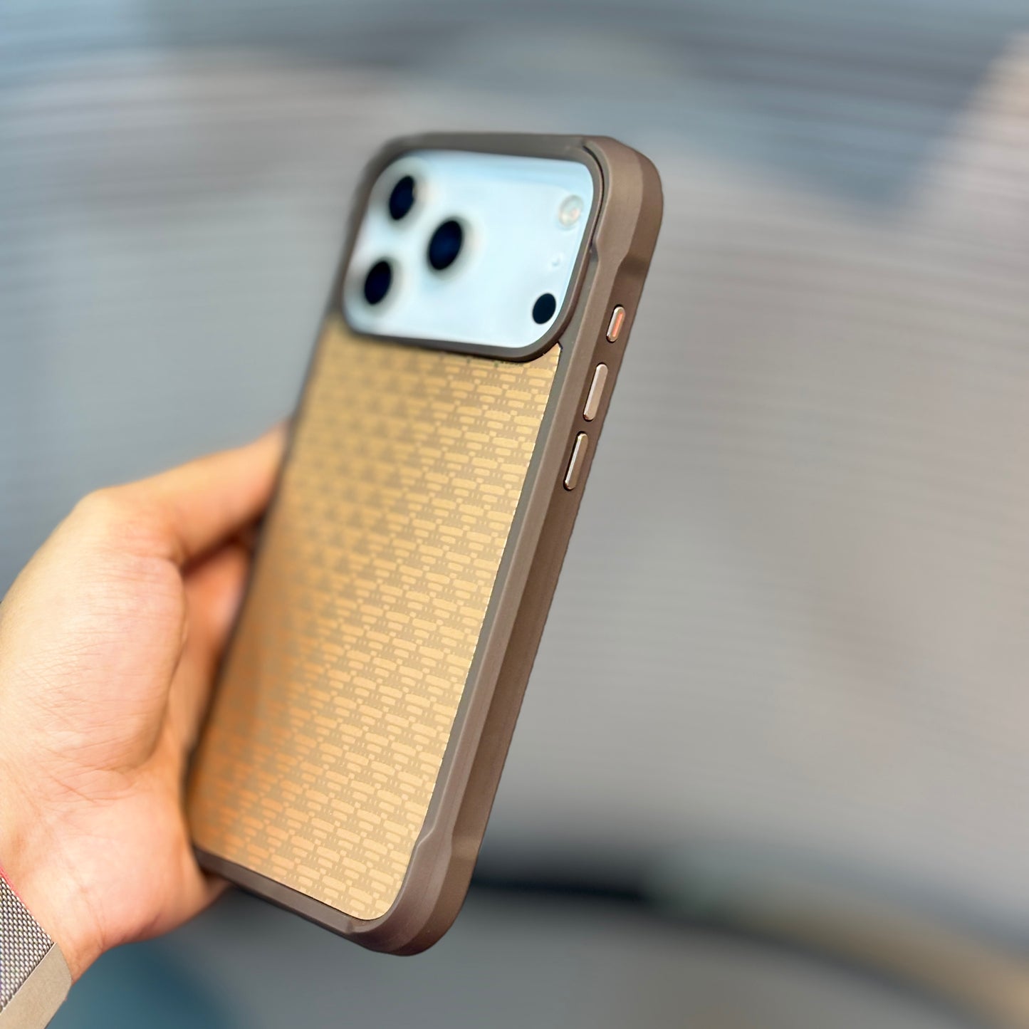 TitanShade Carbon MagSafe iPhone 16 Series Case