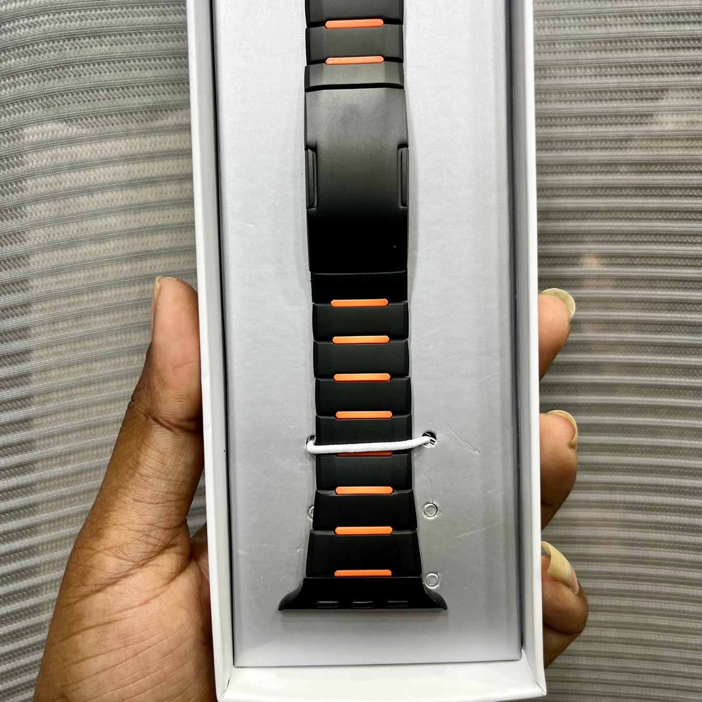 DualTone Metal & Silicone Hybrid iWatch Strap