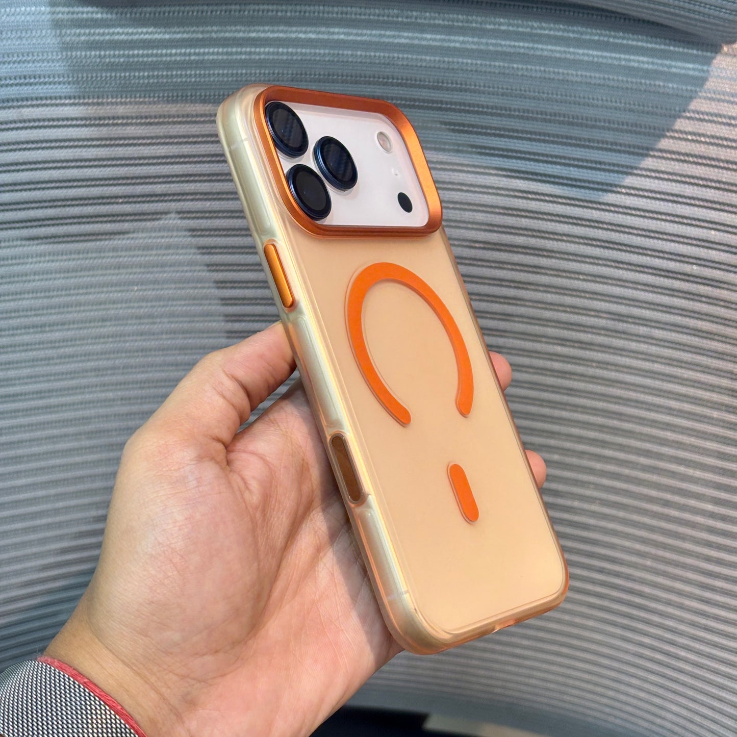 MatGuard MagSafe iPhone 17 Pro Max Case