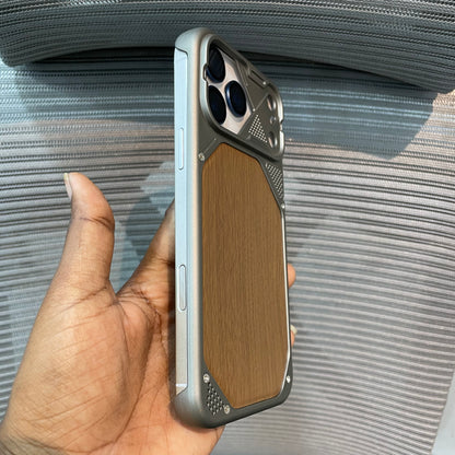 WoodFrame Slim iPhone 17 Pro Case