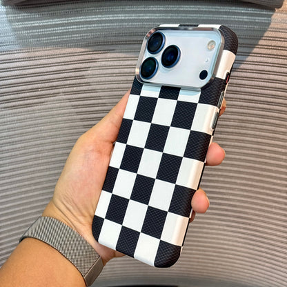 Carbonique MagSafe iPhone 17 Case